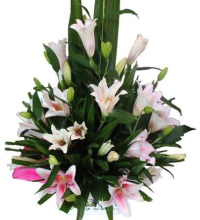 Learn These Flower Etiquettes While Sending Flowers To Workplace – Check Out!