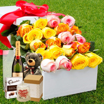 20 Mixed Roses Unique Gift Set Box