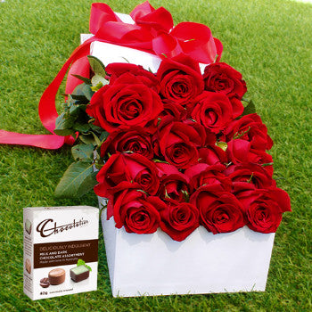 12 Red Roses and Chocolates Valentines