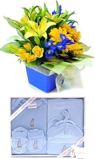 Baby Blue Flowers and clothes Gift Set